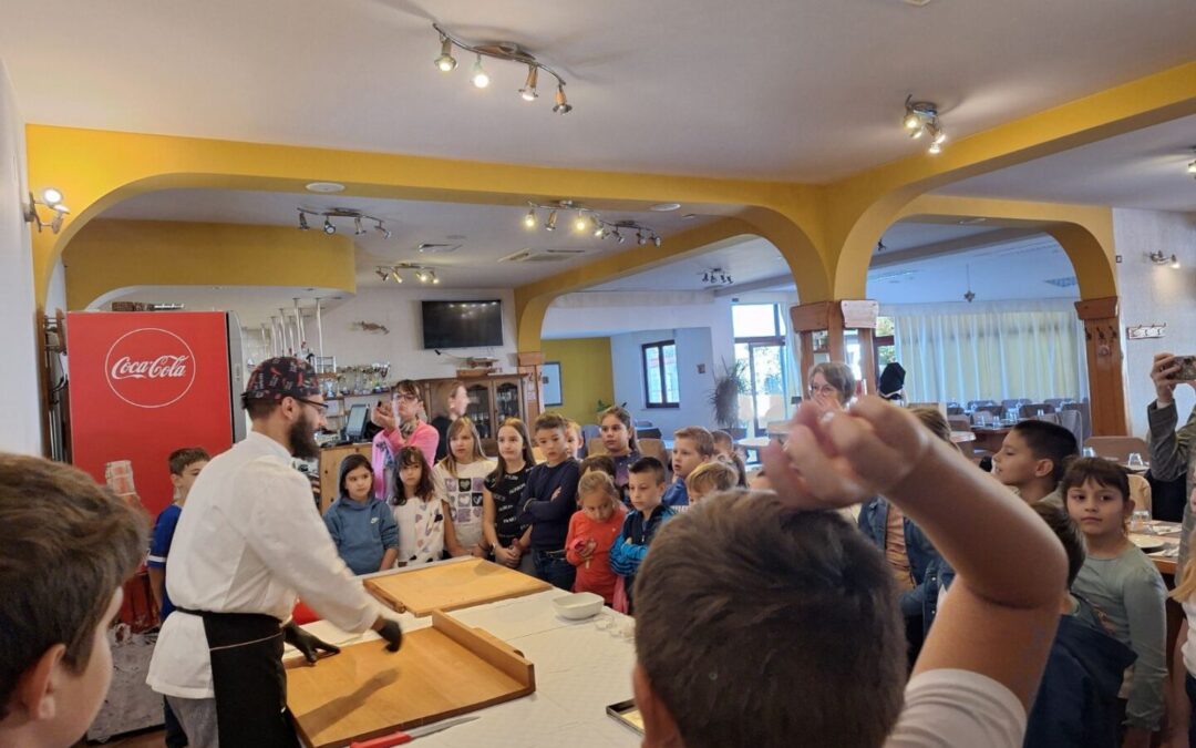 Obilježevanje Dana kruha ( Ella Radolović, 4.razred OŠ Marčana)