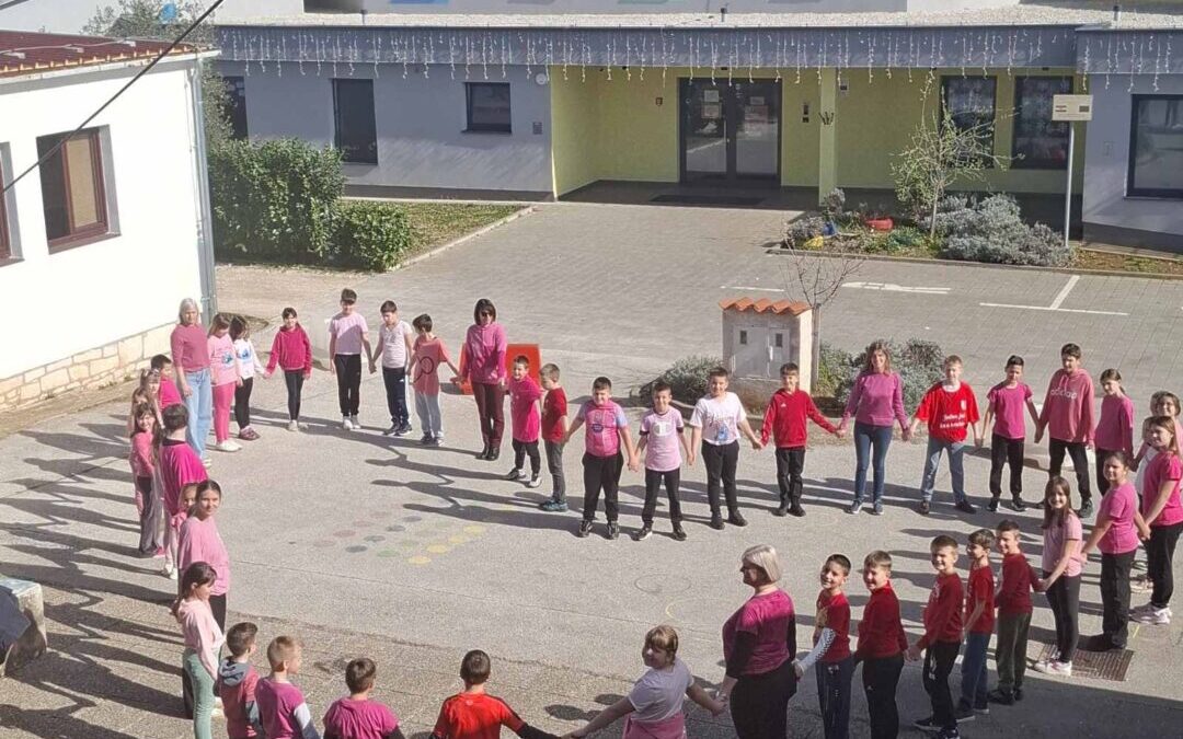 Dan ružičastih majica