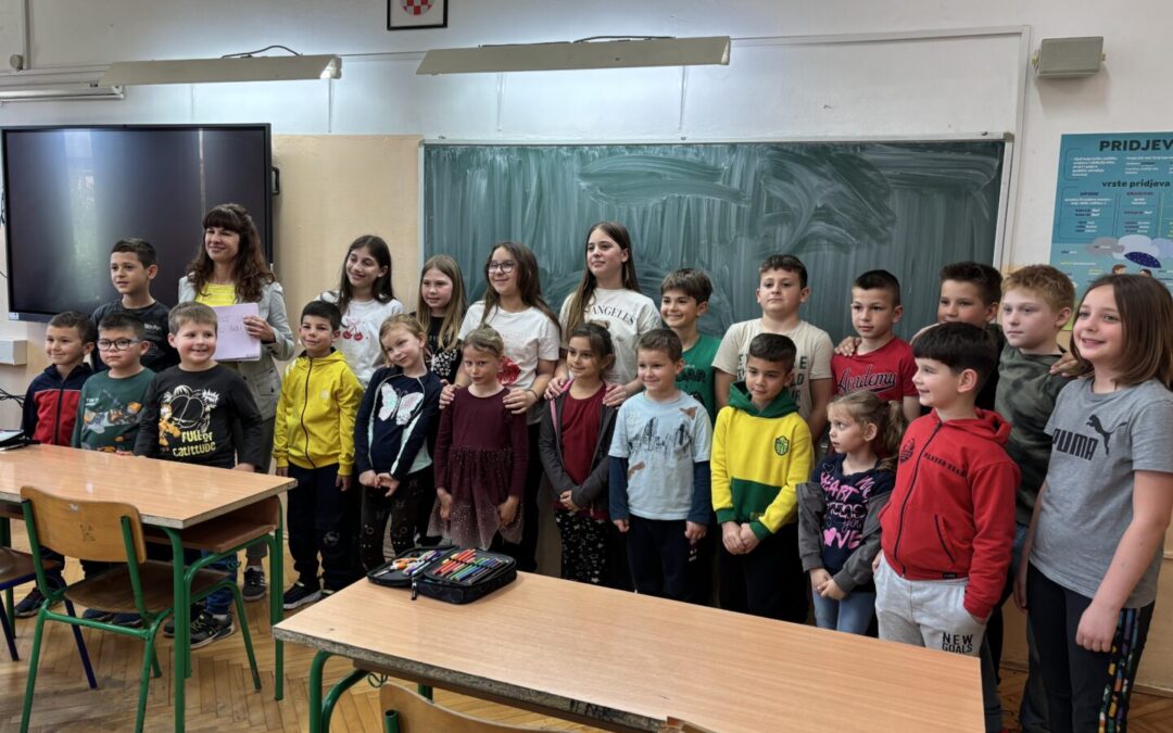 Predškolci iz DV Vrtuljak u posjetu našoj školi ( 4.razred, učiteljica Nina Pliško)